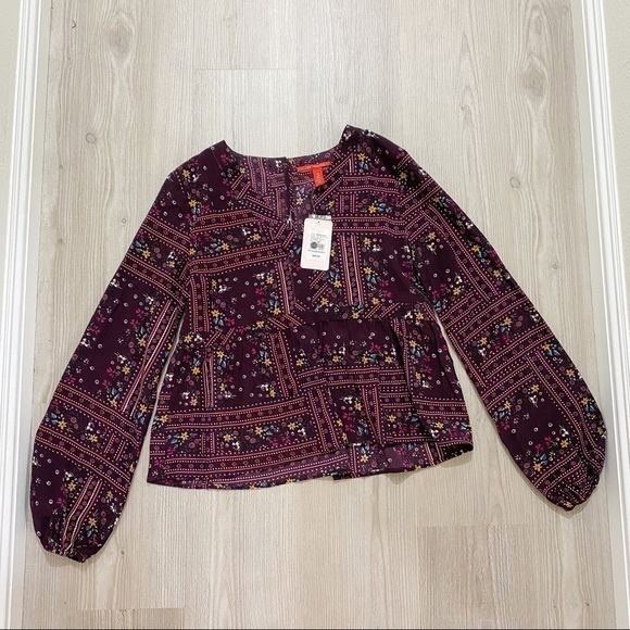 Chelsea & Violet Tops - NWT Chelsea & Violet longsleeves floral